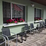 Ruze Apartment