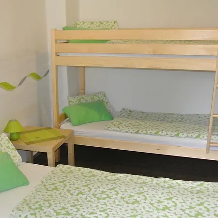 Ruze Apartment *