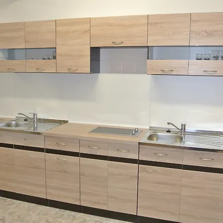 Apartment Ruze