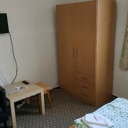 Apartment Ruze *